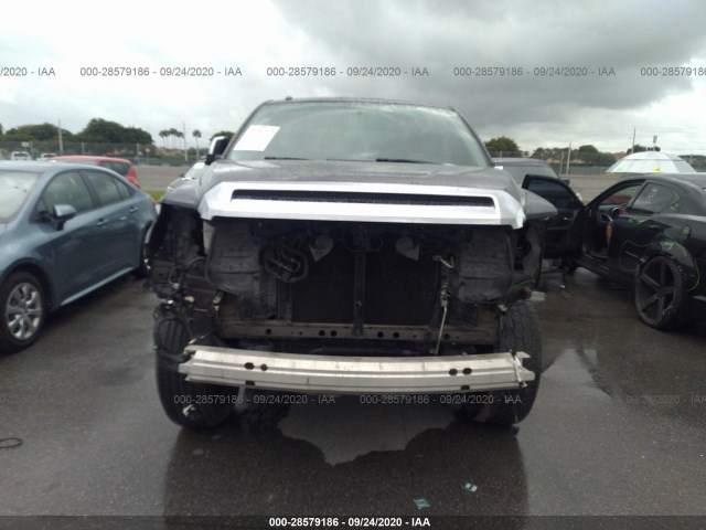 Photo 5 VIN: 5TFAW5F14FX472105 - TOYOTA TUNDRA 4WD TRUCK 