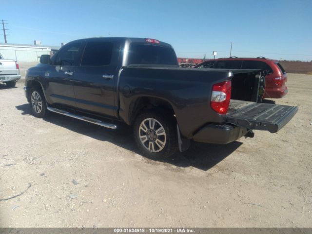 Photo 2 VIN: 5TFAW5F15HX588402 - TOYOTA TUNDRA 4WD 