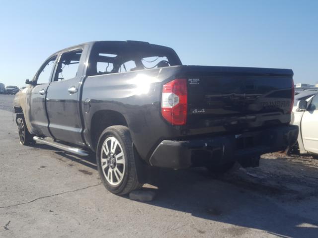 Photo 2 VIN: 5TFAW5F15JX689834 - TOYOTA TUNDRA 4WD 