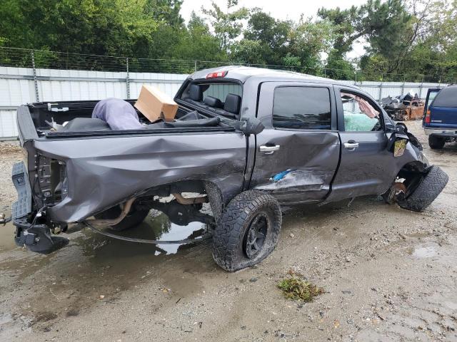 Photo 2 VIN: 5TFAW5F16FX462515 - TOYOTA TUNDRA CRE 