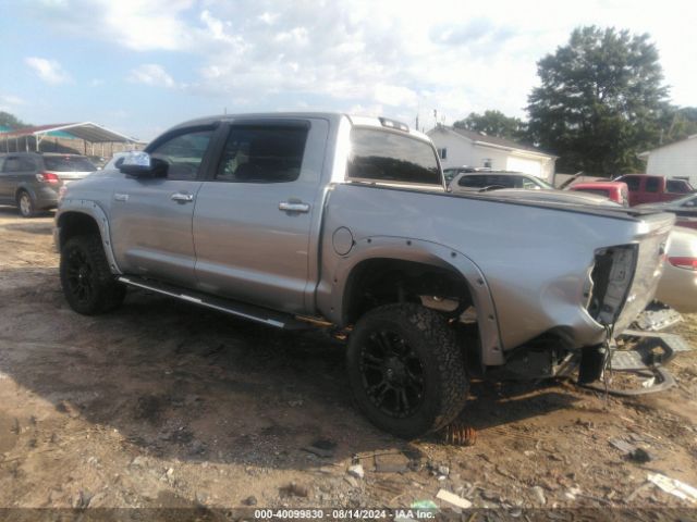 Photo 2 VIN: 5TFAW5F17GX576749 - TOYOTA TUNDRA 