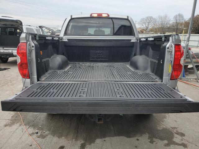 Photo 11 VIN: 5TFAW5F19EX366862 - TOYOTA TUNDRA CRE 