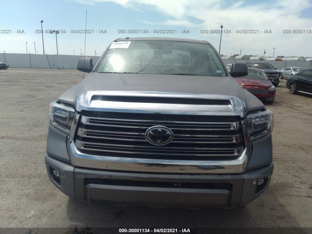 Photo 5 VIN: 5TFAW5F19JX736881 - TOYOTA TUNDRA 4WD 