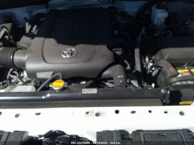 Photo 9 VIN: 5TFAW5F1XEX336317 - TOYOTA TUNDRA 4WD TRUCK 