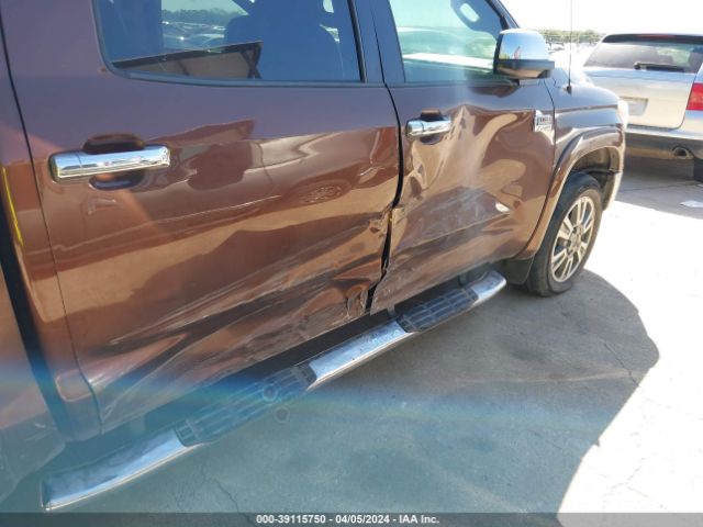 Photo 5 VIN: 5TFAW5F1XGX493980 - TOYOTA TUNDRA 