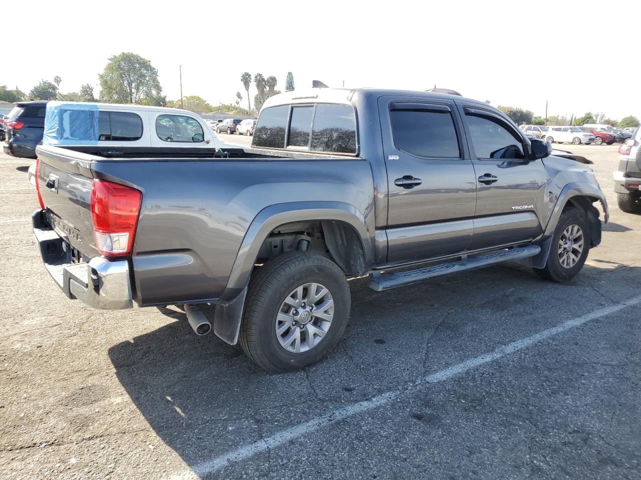 Photo 2 VIN: 5TFAX5GN0GX069190 - TOYOTA TACOMA 