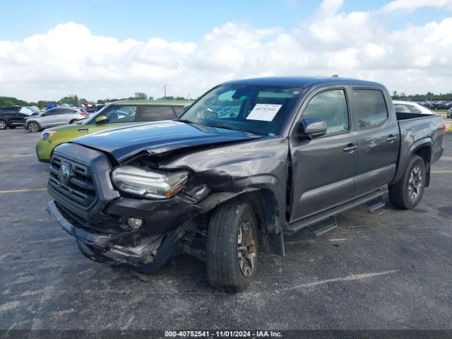 Photo 5 VIN: 5TFAX5GN0KX135990 - TOYOTA TACOMA 