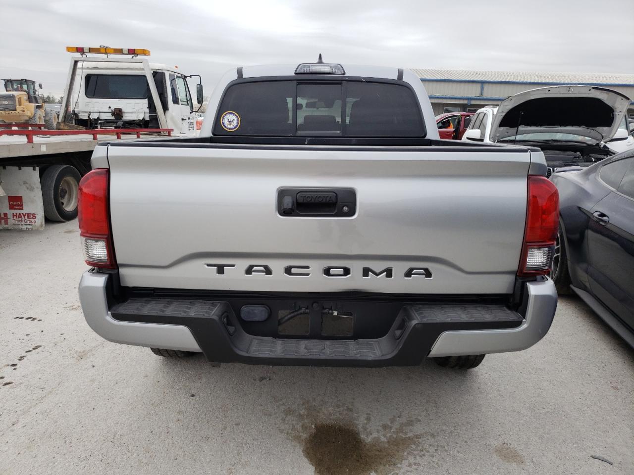 Photo 6 VIN: 5TFAX5GN0KX141546 - TOYOTA TACOMA 