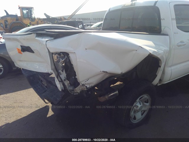 Photo 5 VIN: 5TFAX5GN1GX057291 - TOYOTA TACOMA 