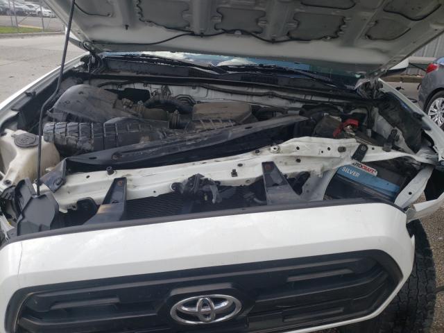 Photo 6 VIN: 5TFAX5GN1HX084203 - TOYOTA TACOMA DOU 