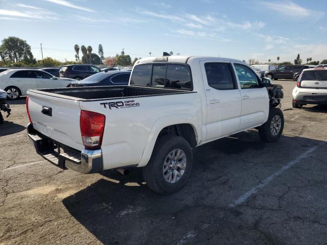 Photo 2 VIN: 5TFAX5GN1HX090079 - TOYOTA TACOMA DOU 