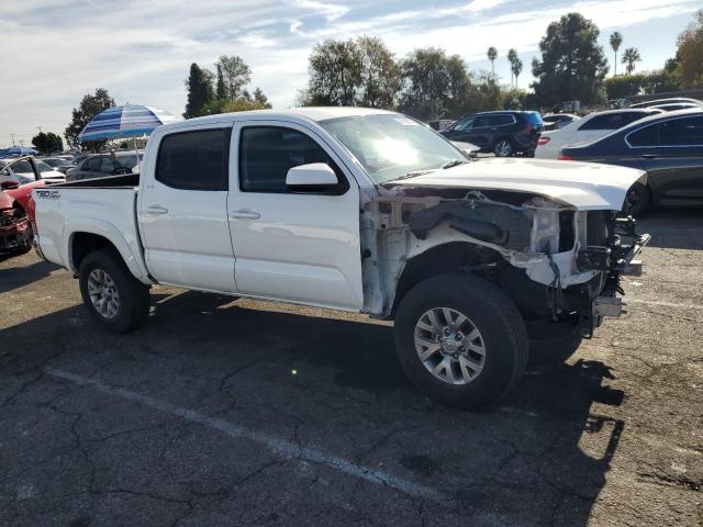 Photo 3 VIN: 5TFAX5GN1HX090079 - TOYOTA TACOMA DOU 