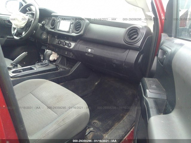 Photo 4 VIN: 5TFAX5GN1JX127413 - TOYOTA TACOMA 