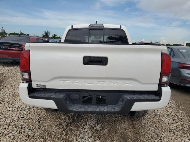 Photo 5 VIN: 5TFAX5GN1KX135240 - TOYOTA TACOMA DOU 