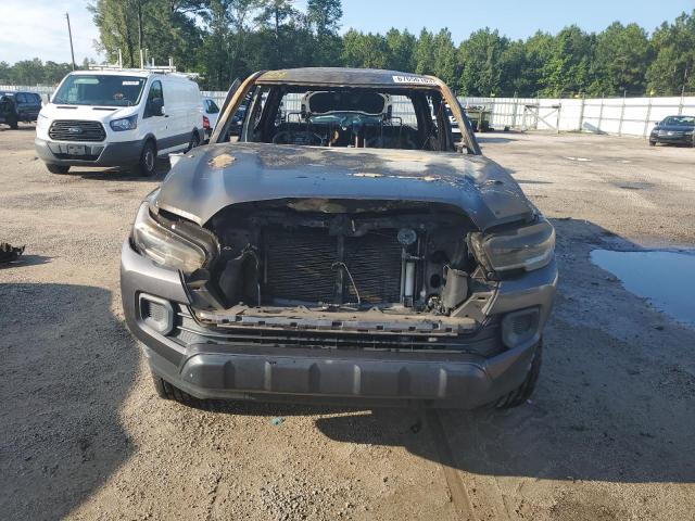 Photo 4 VIN: 5TFAX5GN2HX086901 - TOYOTA TACOMA DOU 