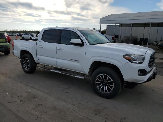 Photo 3 VIN: 5TFAX5GN2JX116243 - TOYOTA TACOMA 