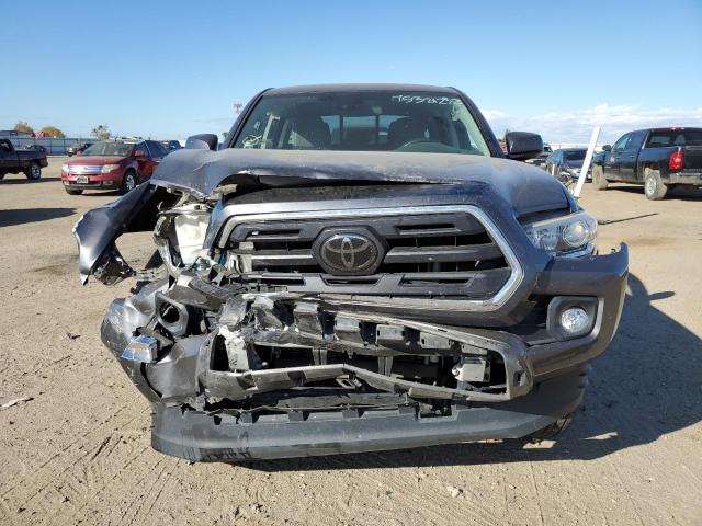 Photo 4 VIN: 5TFAX5GN2JX125394 - TOYOTA TACOMA 