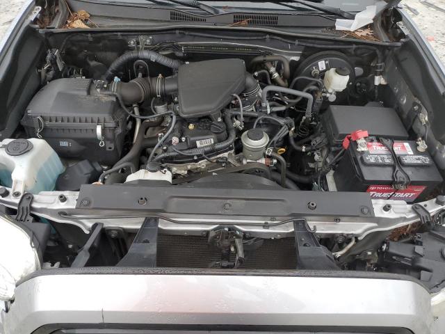 Photo 10 VIN: 5TFAX5GN2JX131633 - TOYOTA TACOMA DOU 