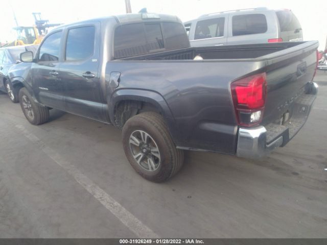 Photo 2 VIN: 5TFAX5GN3JX110175 - TOYOTA TACOMA 