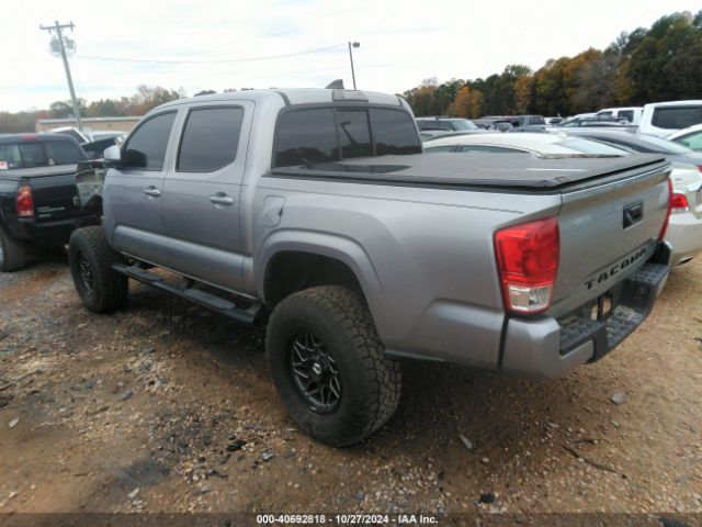 Photo 2 VIN: 5TFAX5GN3JX116400 - TOYOTA TACOMA 