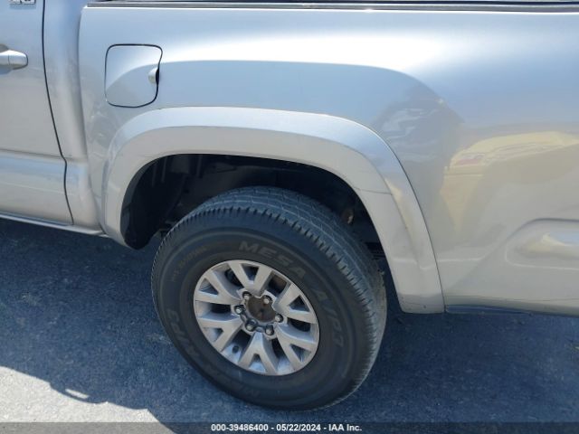 Photo 5 VIN: 5TFAX5GN4GX052585 - TOYOTA TACOMA 