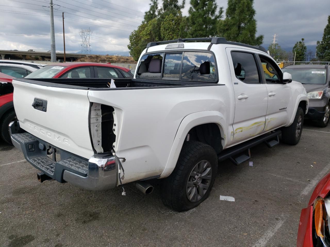 Photo 2 VIN: 5TFAX5GN4HX076905 - TOYOTA TACOMA 