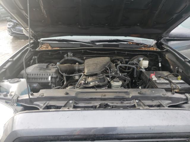 Photo 6 VIN: 5TFAX5GN4HX086303 - TOYOTA TACOMA DOU 