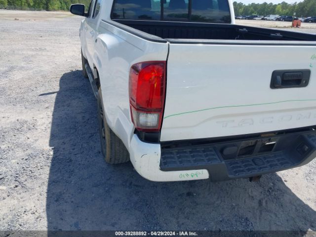 Photo 5 VIN: 5TFAX5GN4JX112825 - TOYOTA TACOMA 