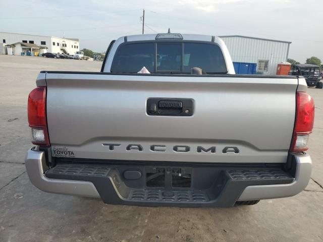 Photo 5 VIN: 5TFAX5GN4JX127941 - TOYOTA TACOMA DOU 