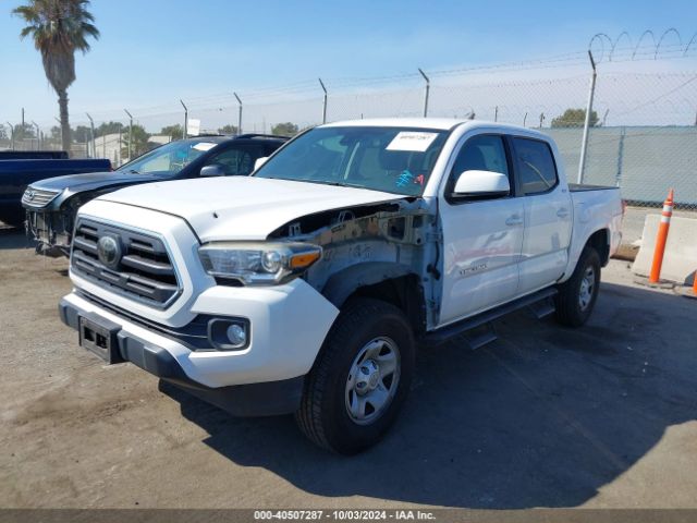 Photo 1 VIN: 5TFAX5GN4JX130404 - TOYOTA TACOMA 