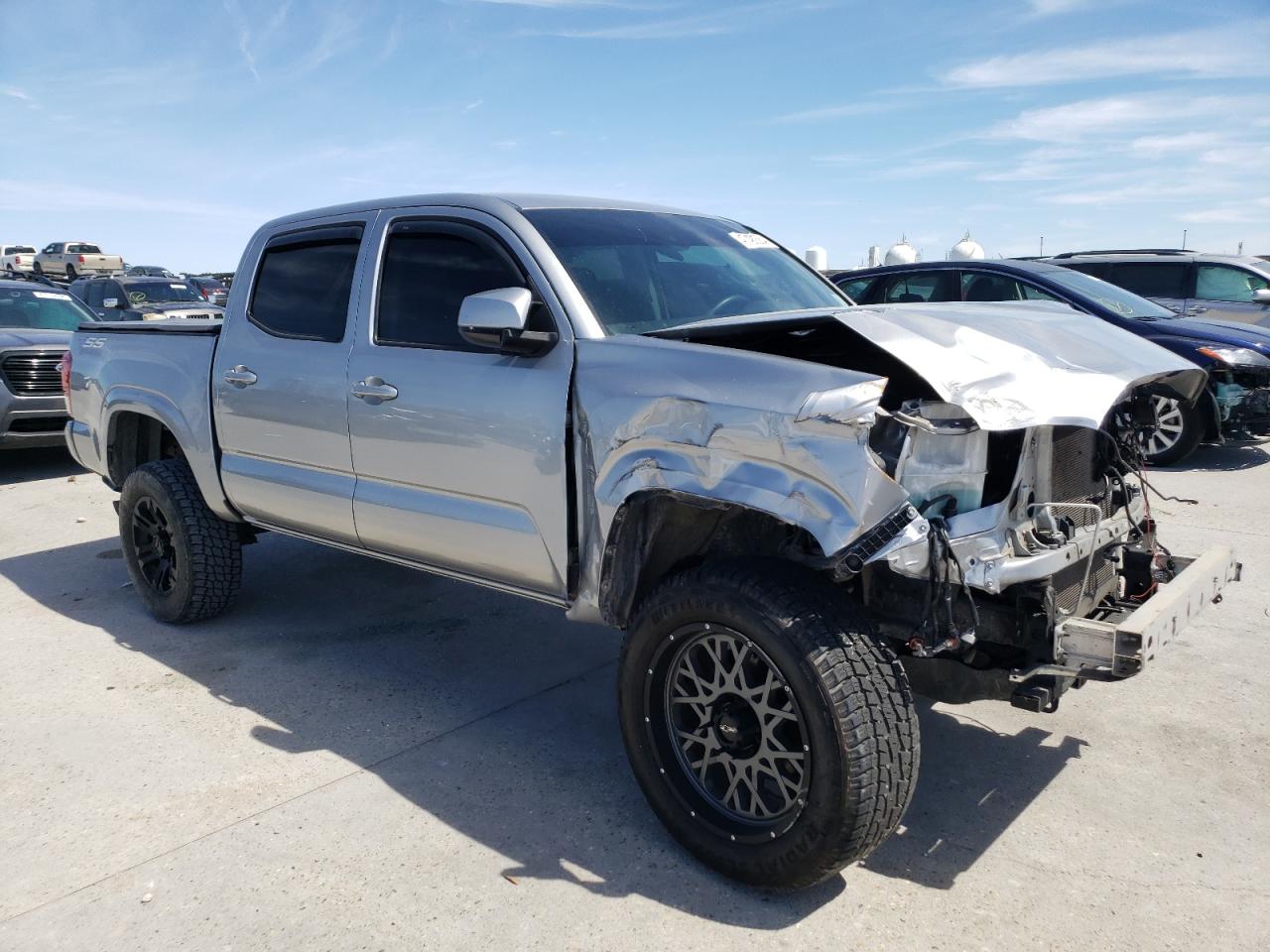 Photo 3 VIN: 5TFAX5GN4KX147740 - TOYOTA TACOMA 