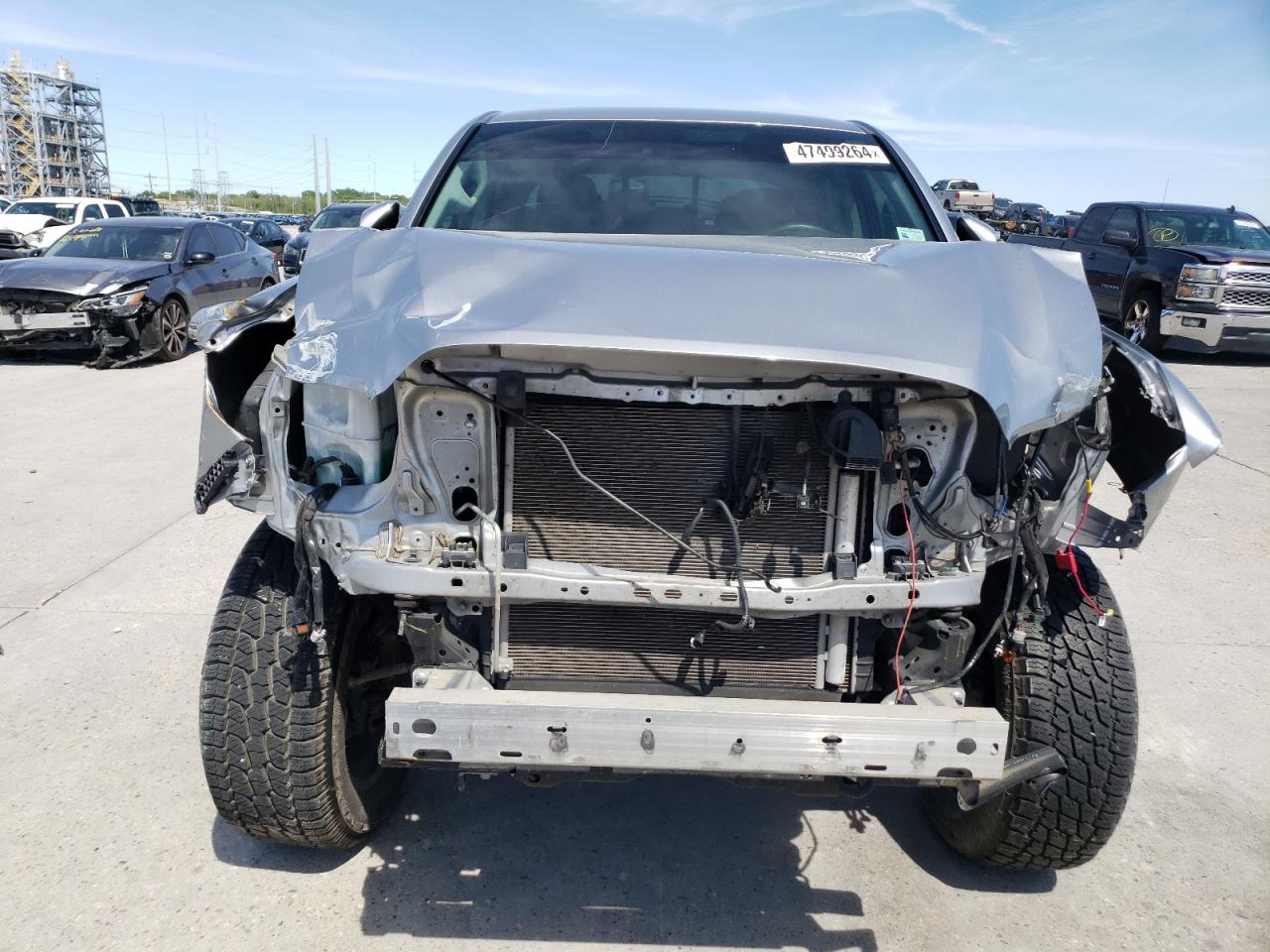 Photo 4 VIN: 5TFAX5GN4KX147740 - TOYOTA TACOMA 