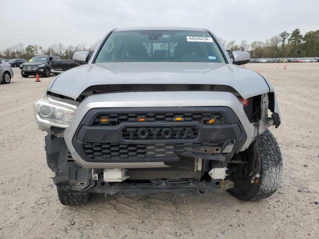 Photo 4 VIN: 5TFAX5GN5JX130234 - TOYOTA TACOMA 