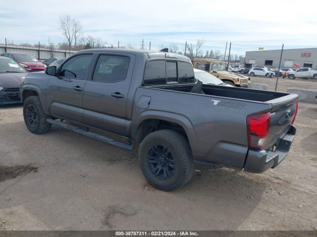 Photo 2 VIN: 5TFAX5GN5JX131223 - TOYOTA TACOMA 