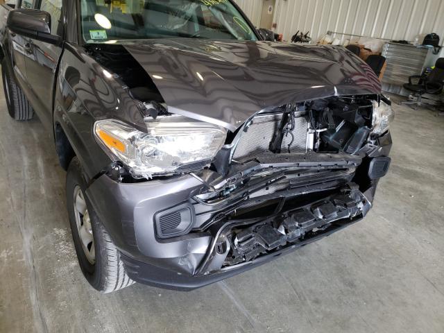 Photo 8 VIN: 5TFAX5GN6JX111532 - TOYOTA TACOMA DOU 