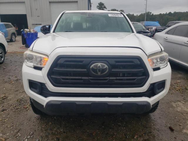 Photo 4 VIN: 5TFAX5GN6JX127150 - TOYOTA TACOMA DOU 