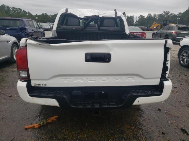 Photo 5 VIN: 5TFAX5GN6JX127150 - TOYOTA TACOMA DOU 