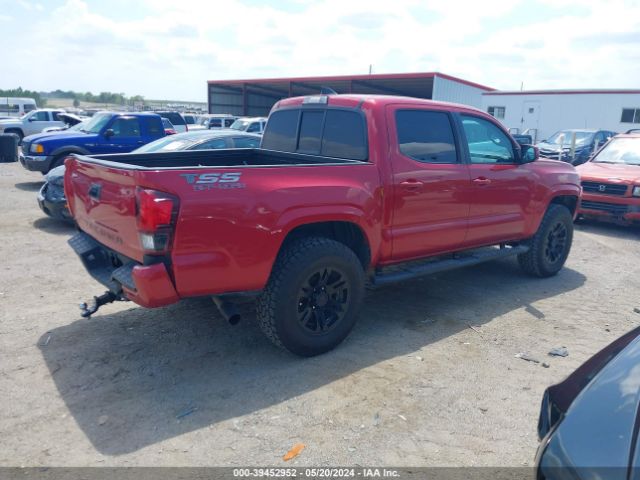 Photo 3 VIN: 5TFAX5GN6KX143723 - TOYOTA TACOMA 