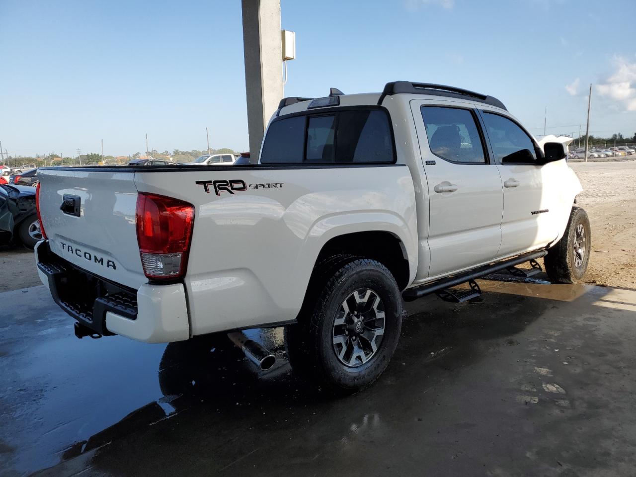 Photo 2 VIN: 5TFAX5GN7GX067209 - TOYOTA TACOMA 