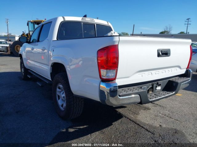 Photo 2 VIN: 5TFAX5GN7HX077059 - TOYOTA TACOMA 