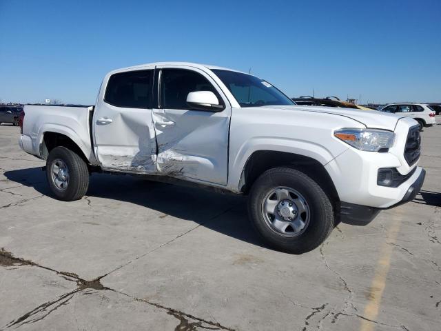 Photo 3 VIN: 5TFAX5GN7JX105383 - TOYOTA TACOMA DOU 