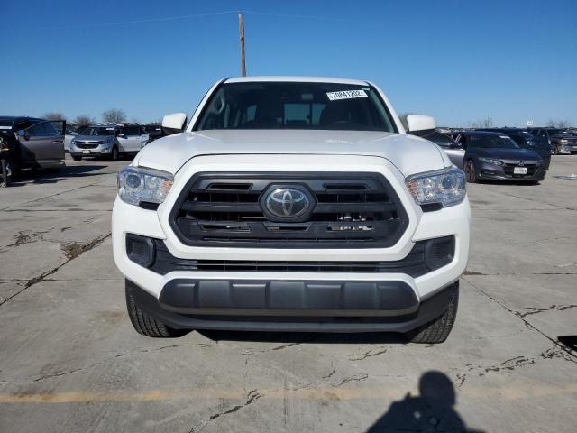 Photo 4 VIN: 5TFAX5GN7JX105383 - TOYOTA TACOMA DOU 