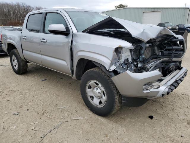 Photo 3 VIN: 5TFAX5GN7KX160319 - TOYOTA TACOMA DOU 