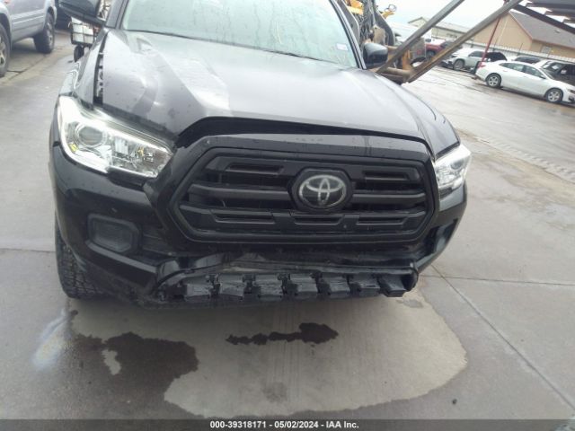 Photo 5 VIN: 5TFAX5GN7KX165181 - TOYOTA TACOMA 