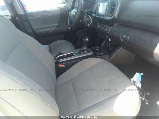 Photo 4 VIN: 5TFAX5GN8JX118448 - TOYOTA TACOMA 