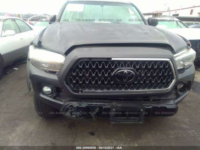 Photo 5 VIN: 5TFAX5GN8KX137017 - TOYOTA TACOMA 2WD 