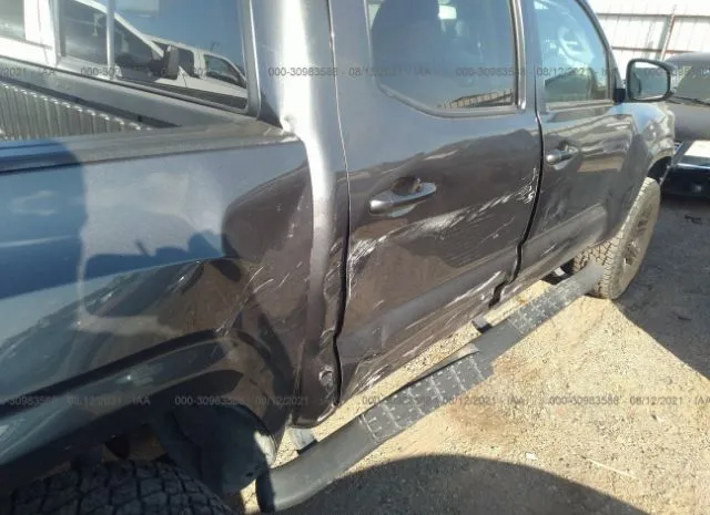 Photo 5 VIN: 5TFAX5GN8KX137177 - TOYOTA TACOMA 2WD 