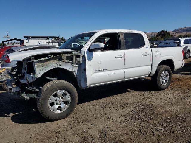 Photo 0 VIN: 5TFAX5GN8KX141715 - TOYOTA TACOMA DOU 