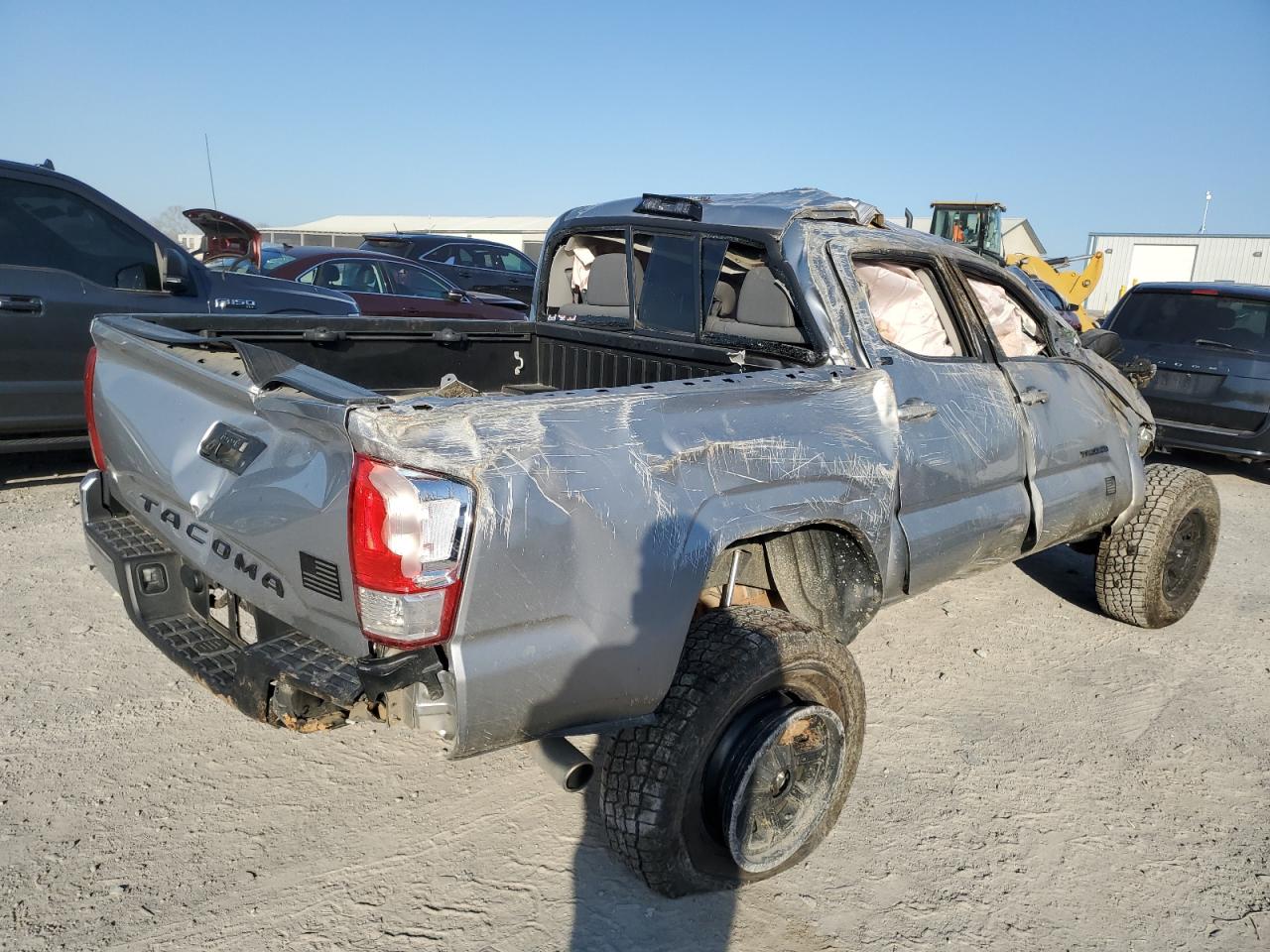 Photo 2 VIN: 5TFAX5GN9HX089097 - TOYOTA TACOMA 