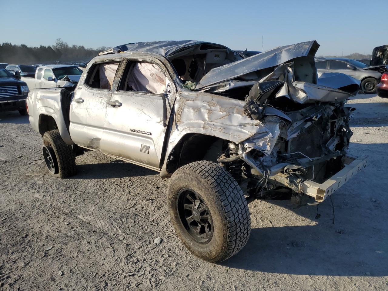 Photo 3 VIN: 5TFAX5GN9HX089097 - TOYOTA TACOMA 